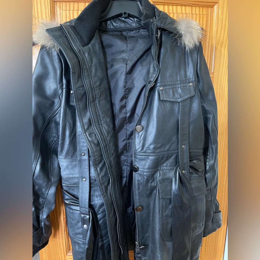 Guc: Knoles & Carter Woman’s Genuine Italian Leather Jacket View 2